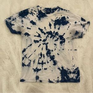 Handmade Gildan Men’s Large Blue White Tie Dye Unisex Shirt